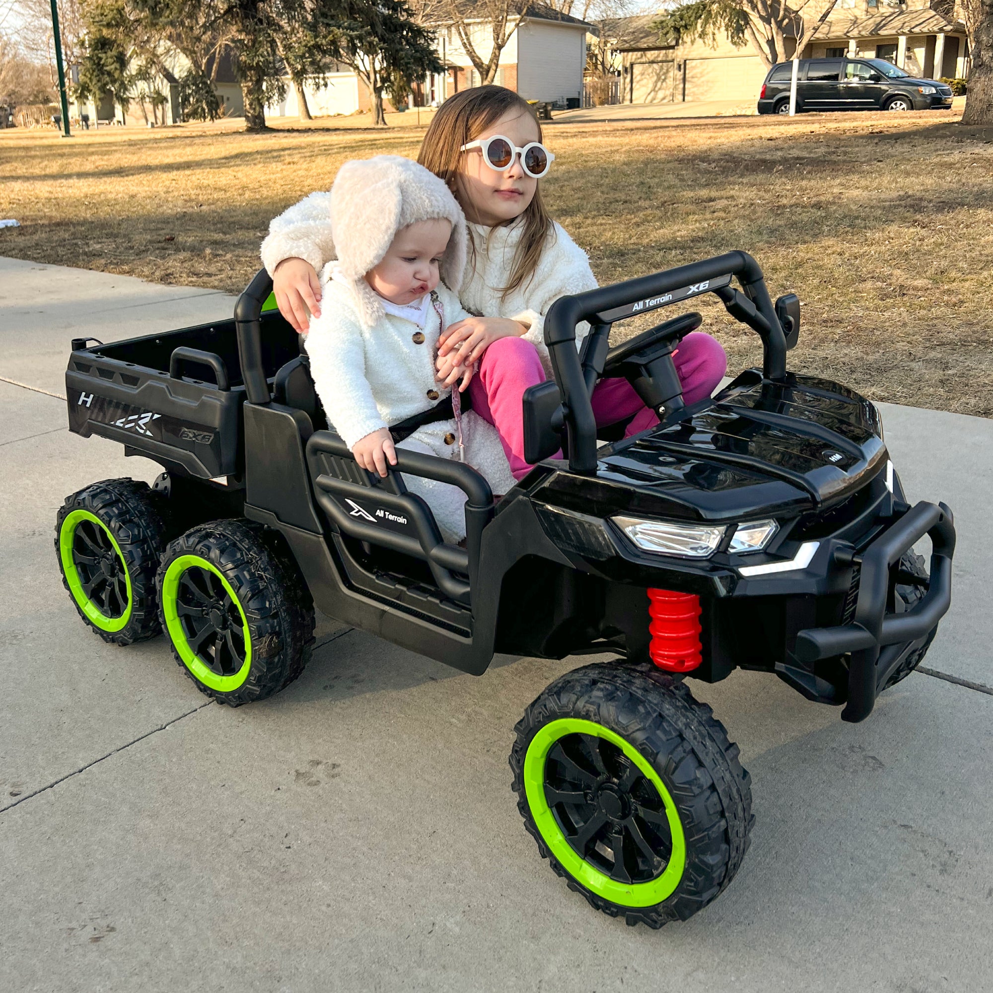 24V Two-Seater Ride On Dump Truck,Ride on Car Truck, UTV W/,Ride on Toys W/ Dump Bed/Shovel, LED Light, Music, Remote Control,6 Wheels 4WD Ride On Toys for Boys Girls (Ages 3+)